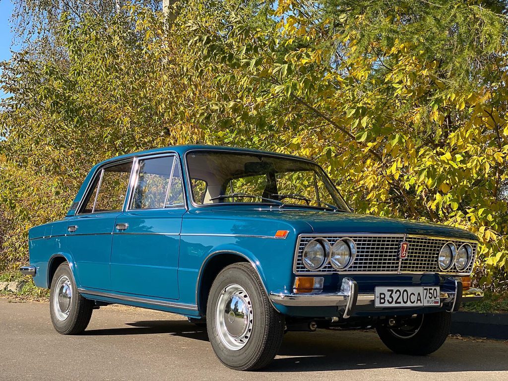 ВАЗ-2103 — внешний вид автомобиля