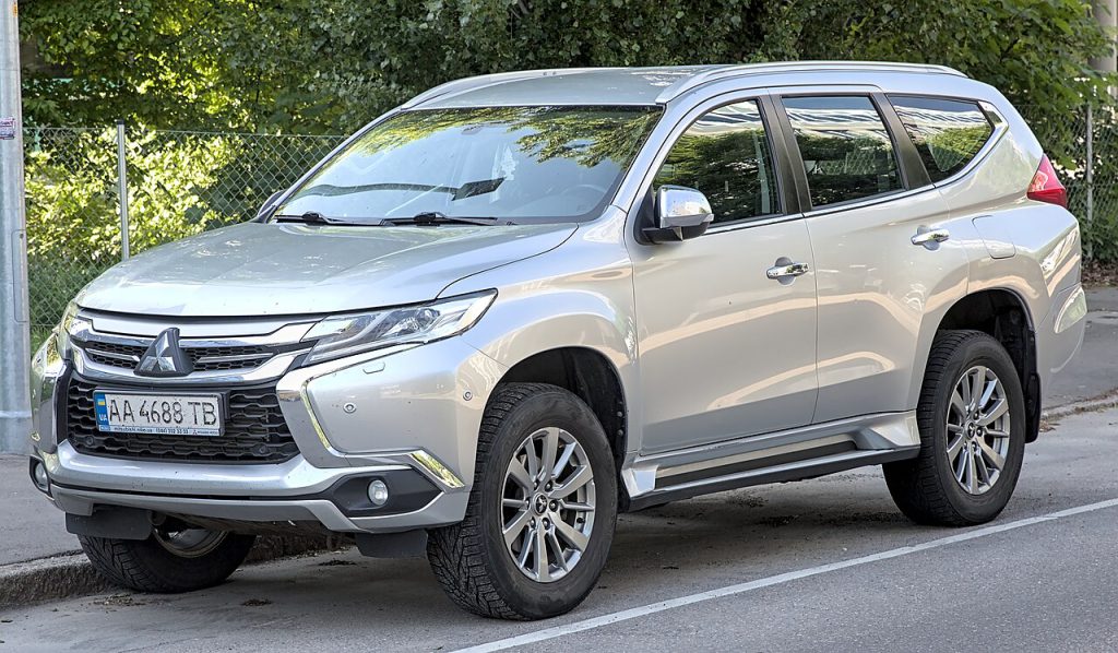 Mitsubishi Pajero Sport — внешний вид